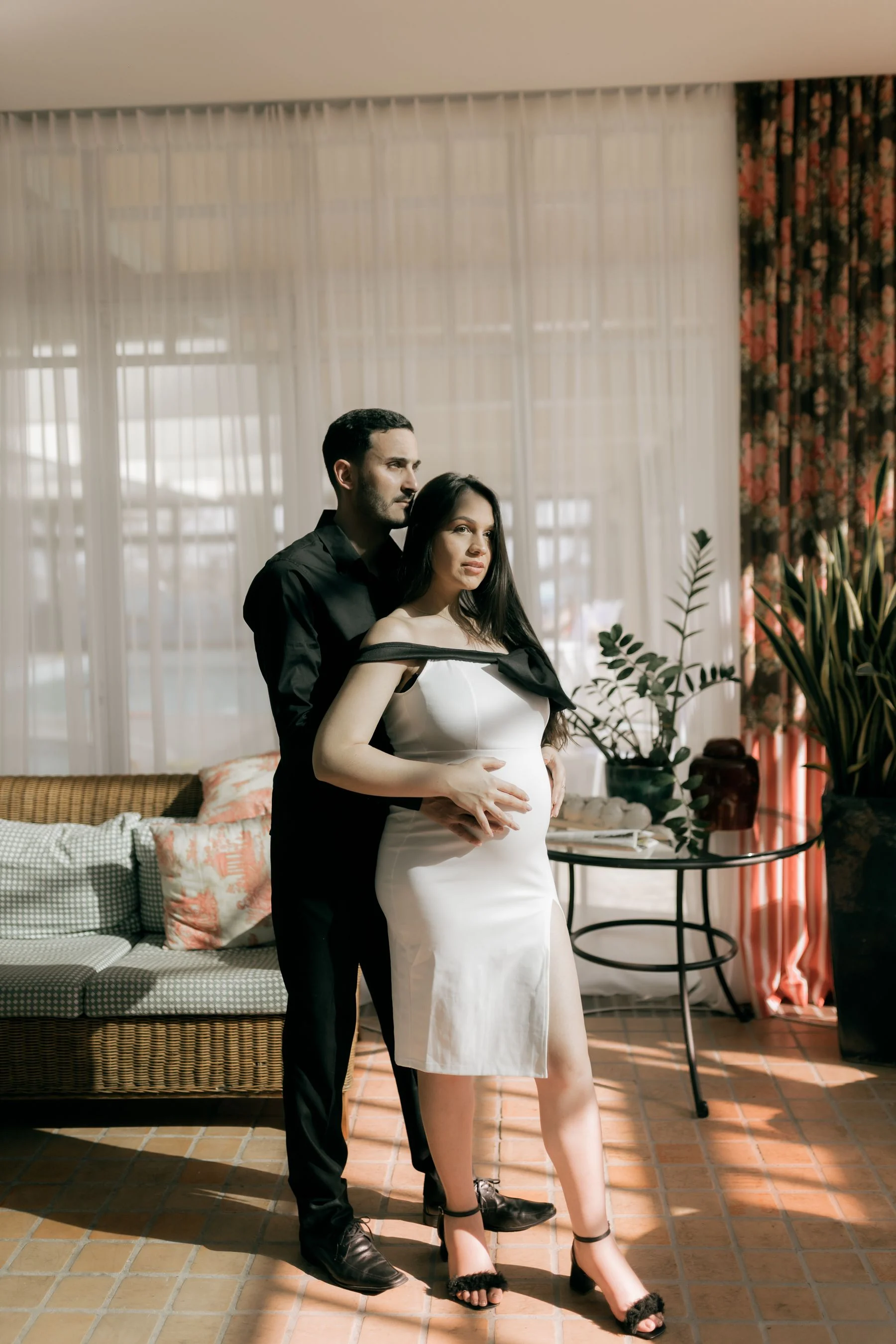 Maternity Photography at home by Shootic